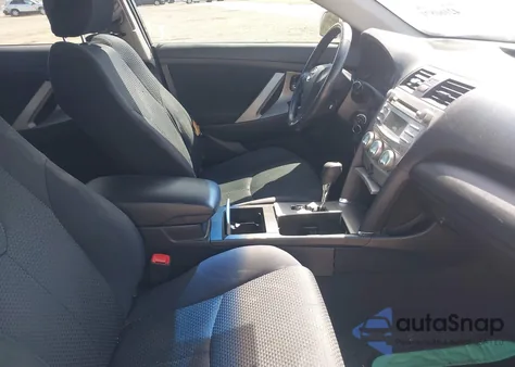 2008 Toyota Camry Se z USA, uszkodzony, nr VIN 4T1BE46K78U758864